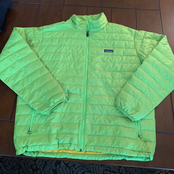 đĽPatagonia Men's Green Jacket (XL)